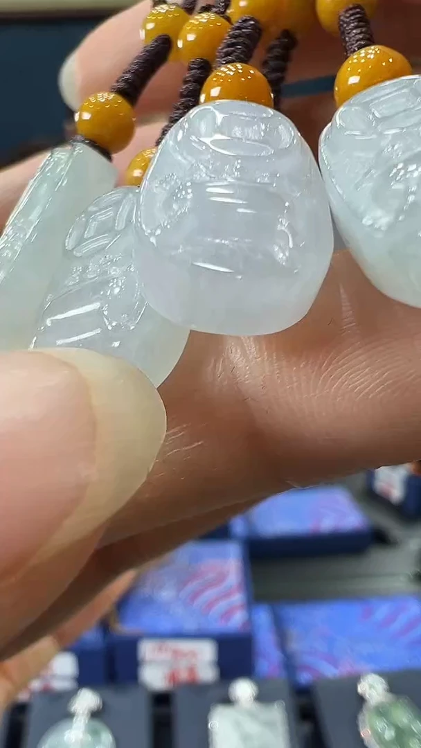 翡翠未镶嵌吊坠(不含链)聚宝盆多样性发其一