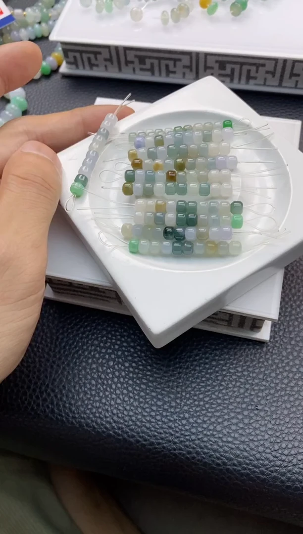 翡翠散珠54天然A货翡翠散珠多样性发10颗