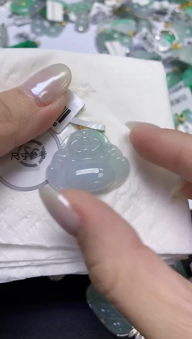 颈饰18K金镶嵌翡翠天然缅甸翡翠A货百元以上9元证书费自理