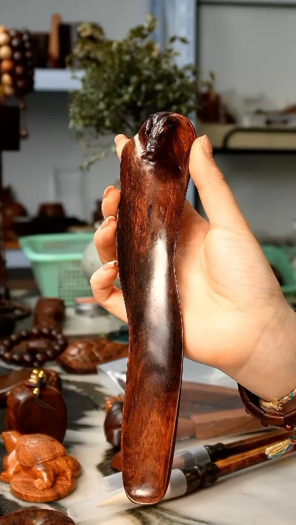 【闪购商品】黄花梨/降香黄檀海黄摆件线香插