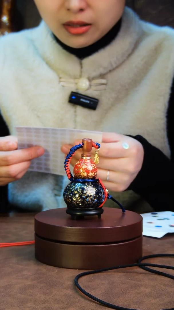 【闪购商品】103直播一物一图大漆酒葫芦送底座送挂绳