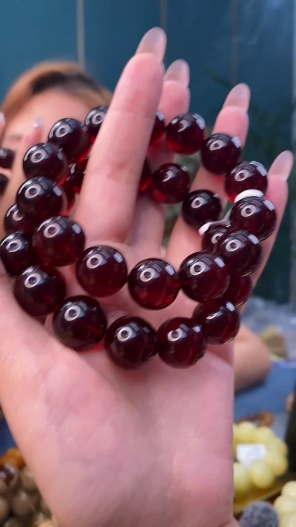 裸石琥珀未镶嵌10/4多样性发其一12