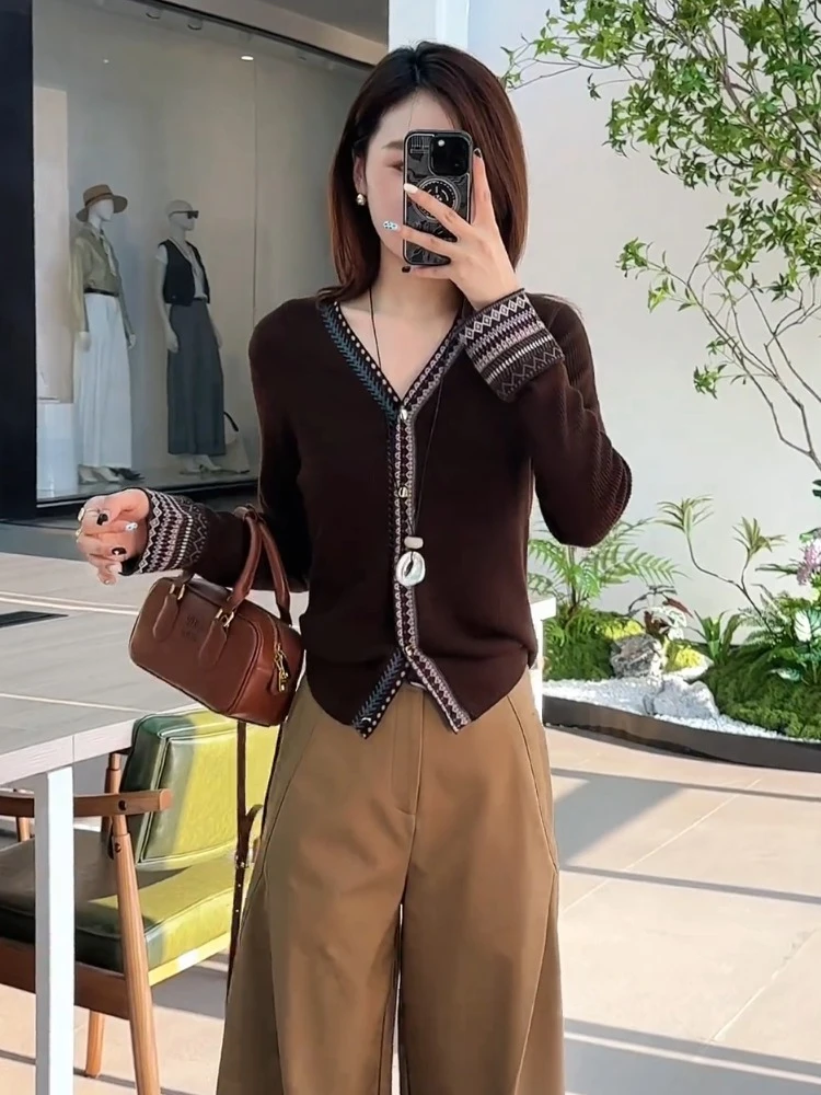 早秋韩系氛围感轻熟风穿搭小香风咖色外搭针织开衫女2025新款套装