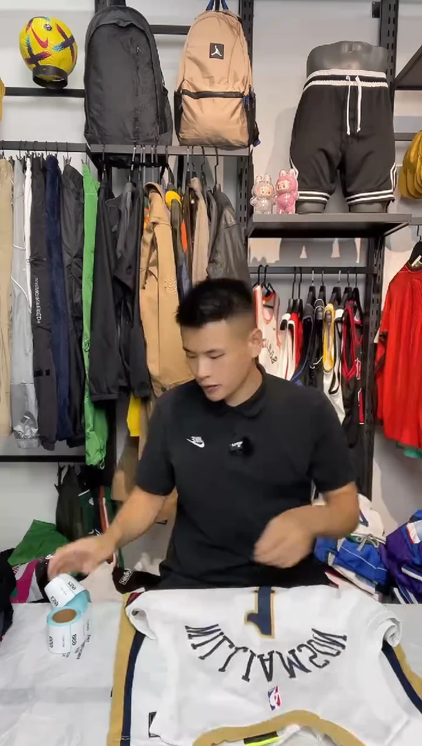 652编码 耐克卫衣服饰过款为准 尺码