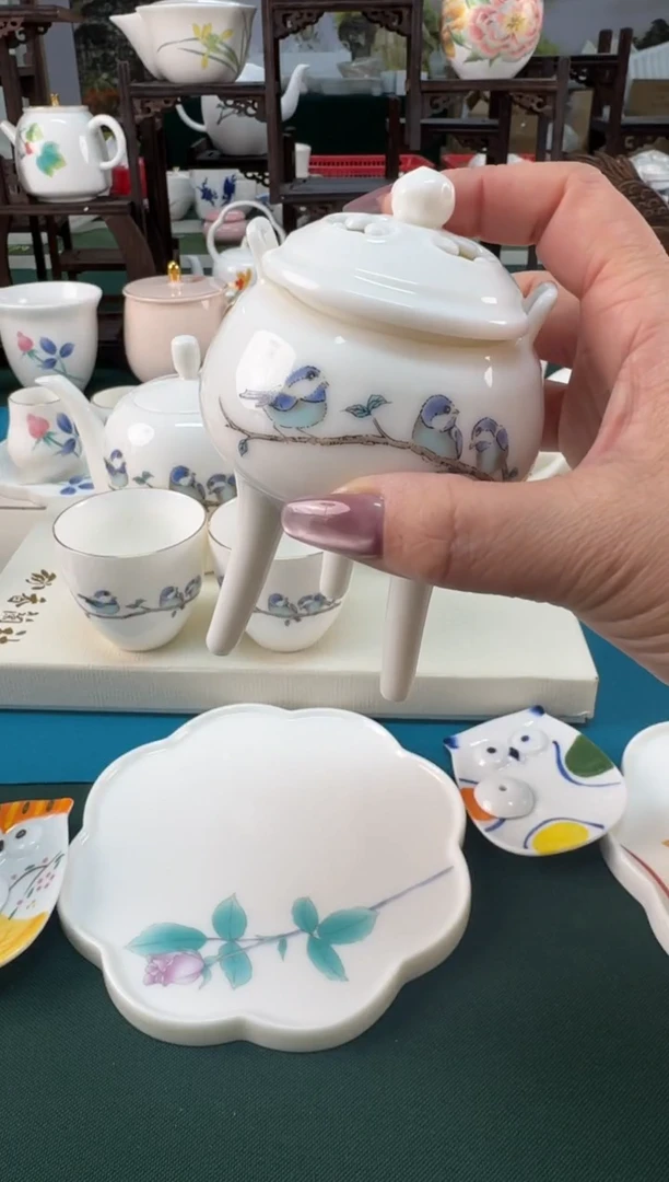 【闪购商品】瓷器 ······.......