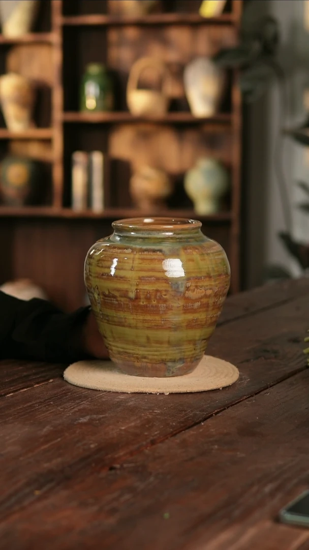 摆件31-128高23口11误差2无孔