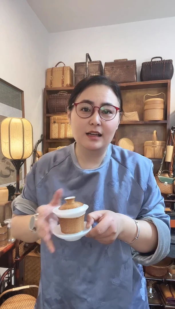 PY135竹丝扣瓷盖碗