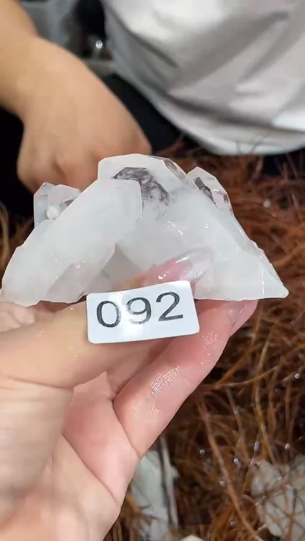 未镶嵌珠宝半成品水晶晶簇-92