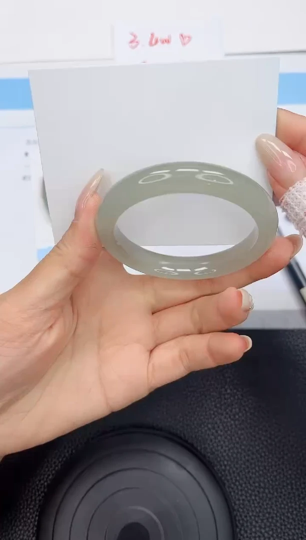 石英质玉手镯未镶嵌232-52.6