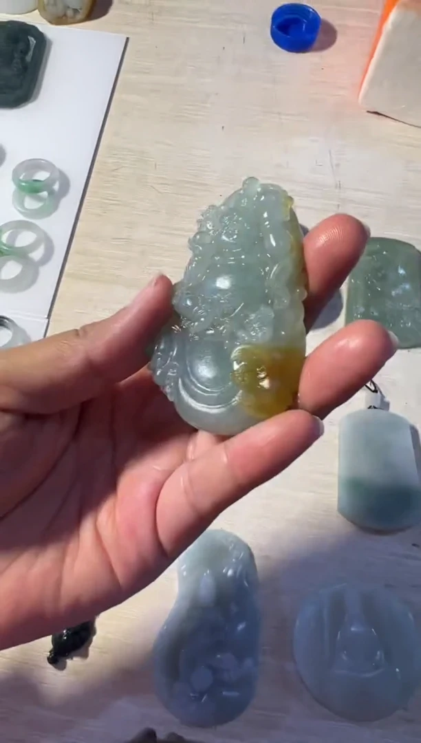 未镶嵌定制翡翠挂件
