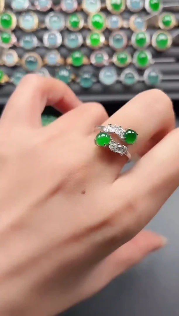 银S925镶嵌戒指翡翠1111