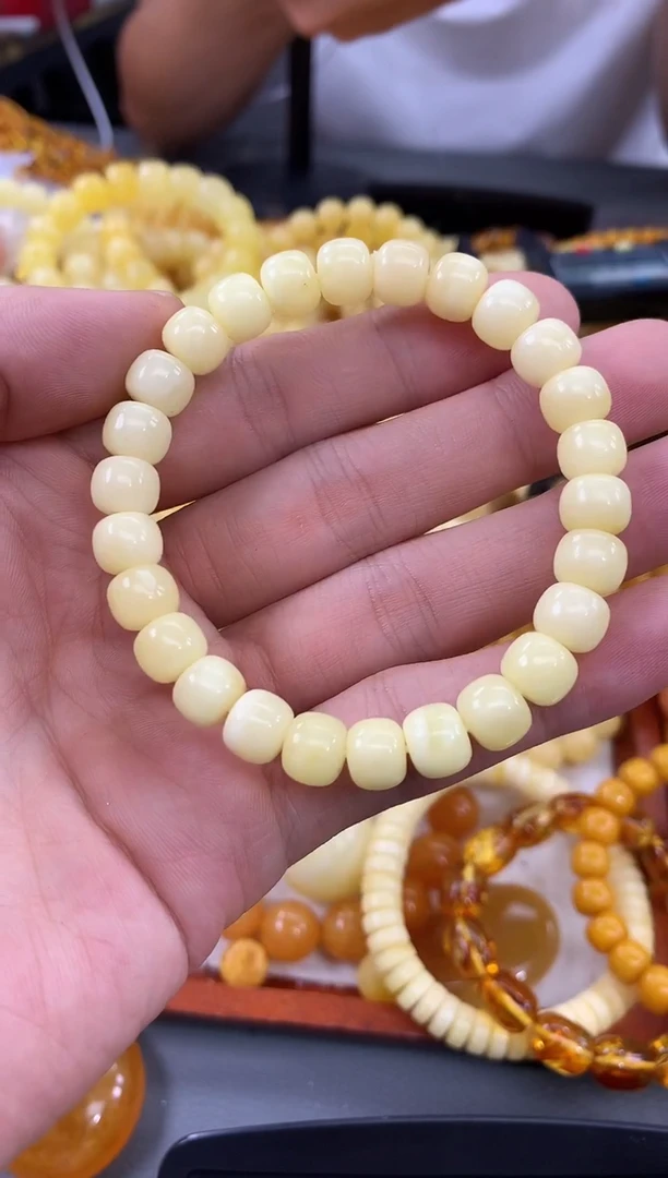 未镶嵌蜜蜡裸石手串