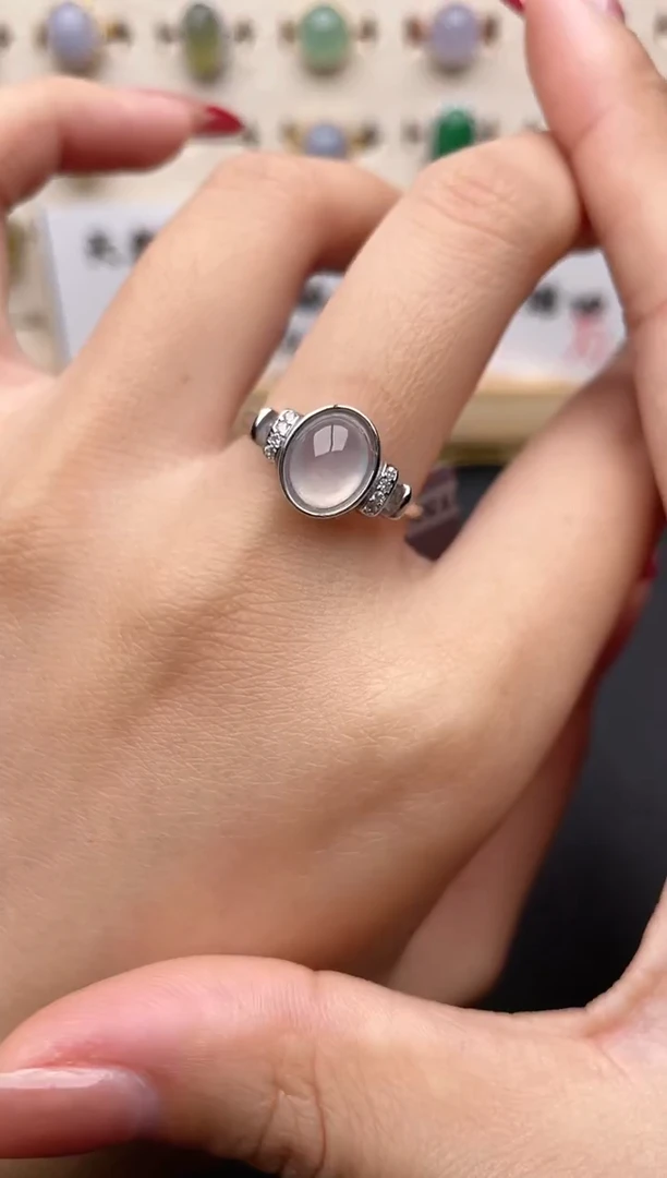 【闪购商品】翡翠戒指银S925镶嵌一物一证一礼盒