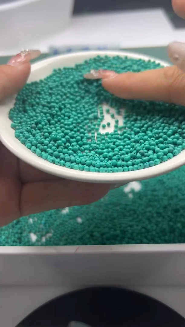 玛瑙/玉髓颈饰未镶嵌w411高瓷绿*松2mm*100颗