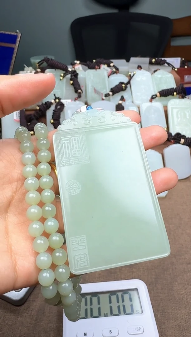 【闪购商品】和田玉颈饰未镶嵌厦门