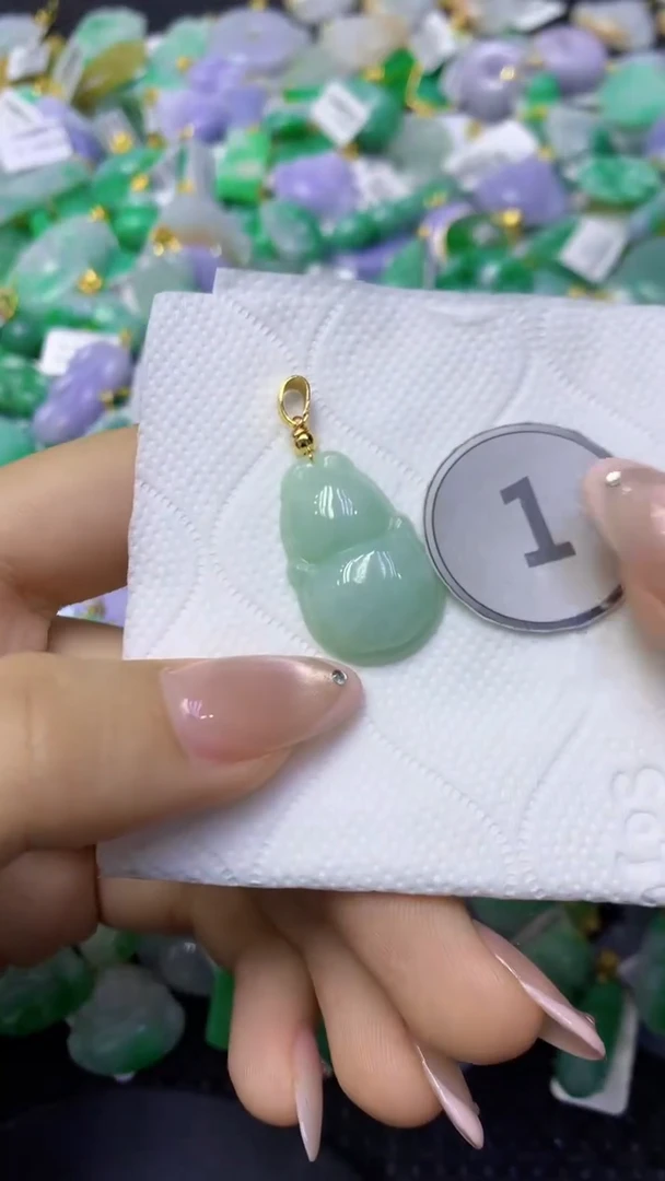 颈饰未镶嵌翡翠天然缅甸翡翠A货