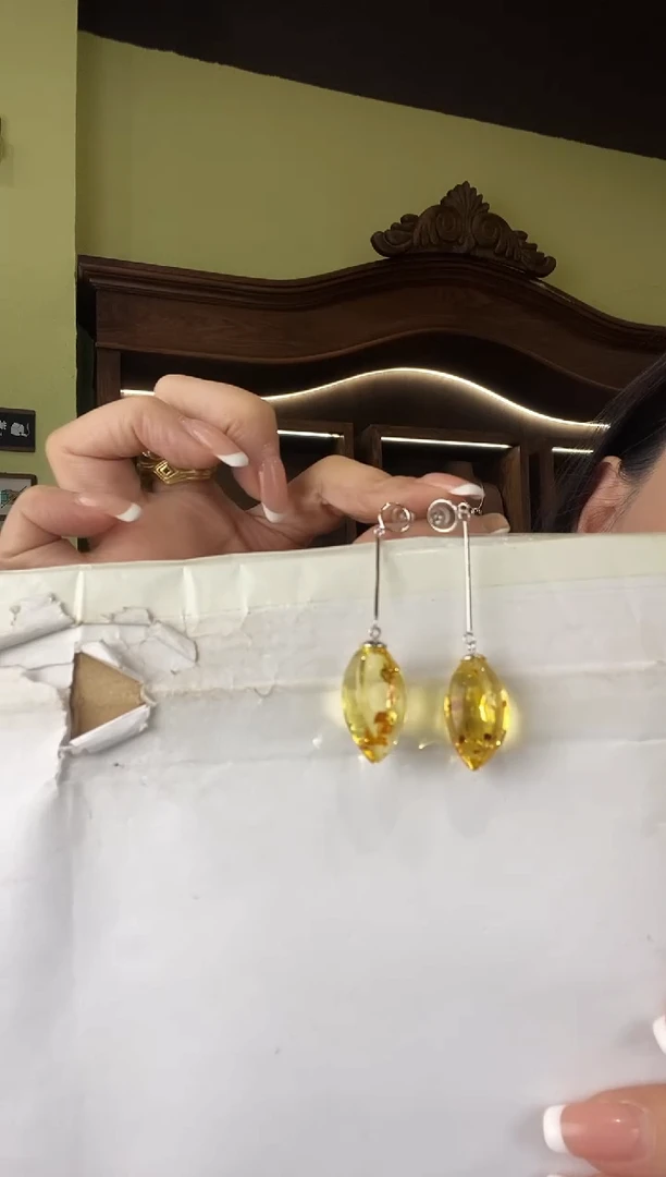 琥珀未镶嵌耳饰多样性发一