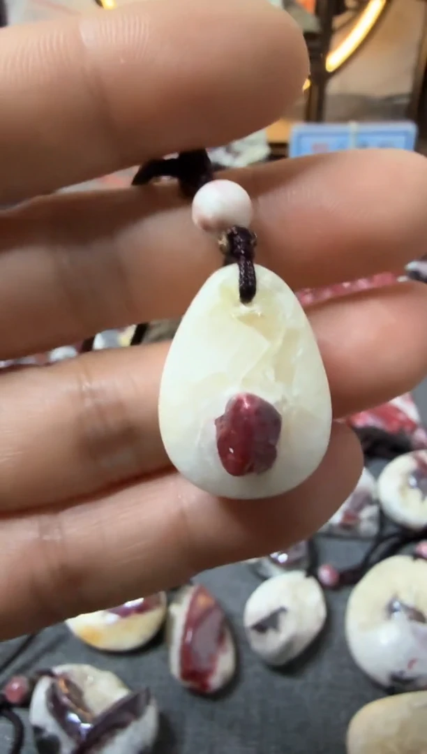 【闪购商品】天然辰砂大晶砂随行吊坠1
