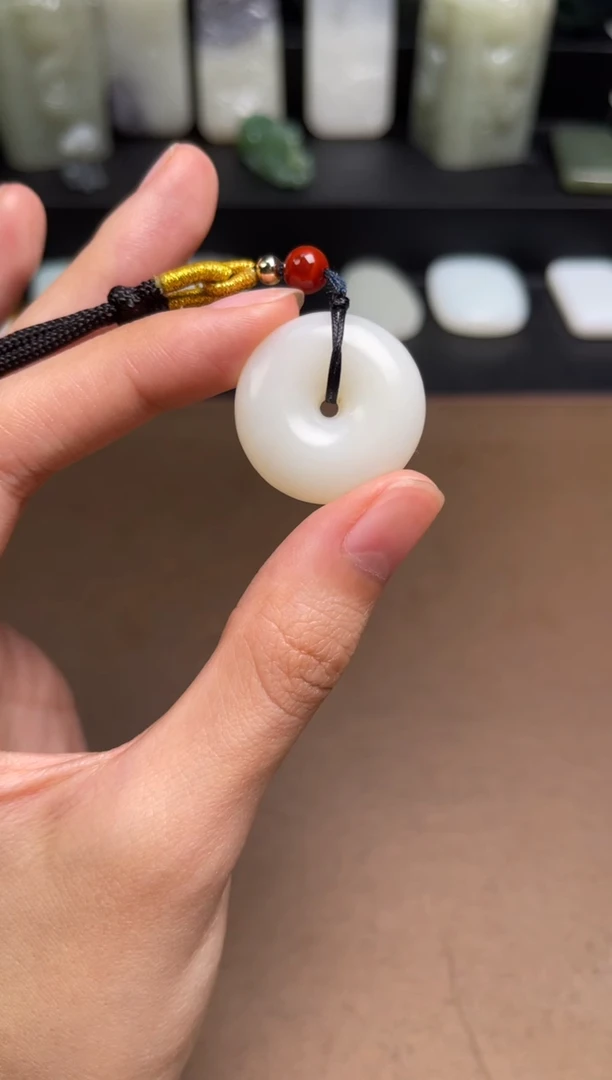 和田玉未镶嵌颈饰44