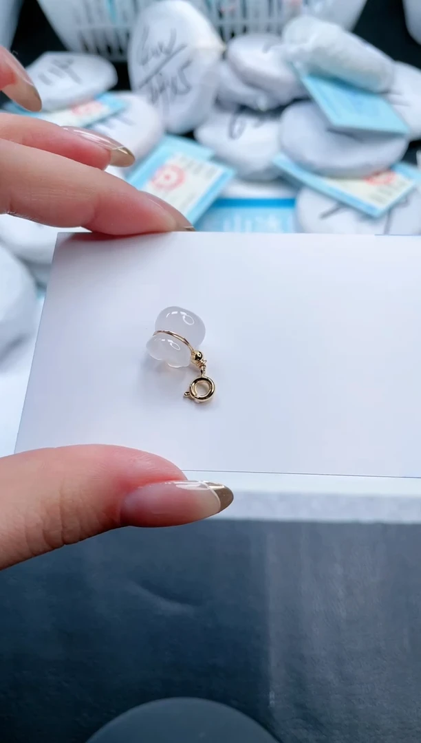 【闪购商品】石英质玉颈饰未镶嵌福袋