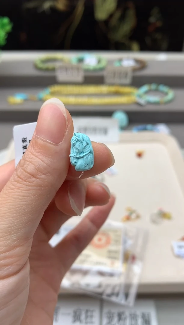 未镶嵌绿松石雕刻A366