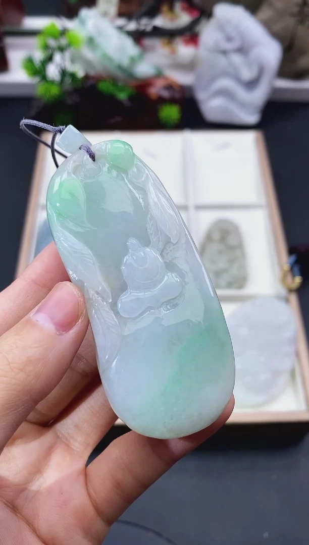 颈饰未镶嵌翡翠天然缅甸A货翡翠