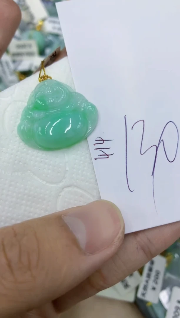 颈饰18K金镶嵌翡翠11111111111