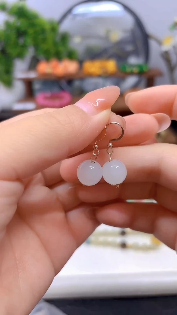 14K金镶嵌和田玉（白玉）耳饰E04