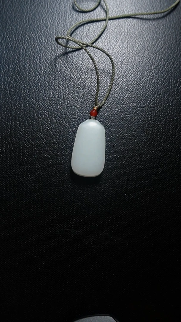 颈饰未镶嵌和田玉无事牌