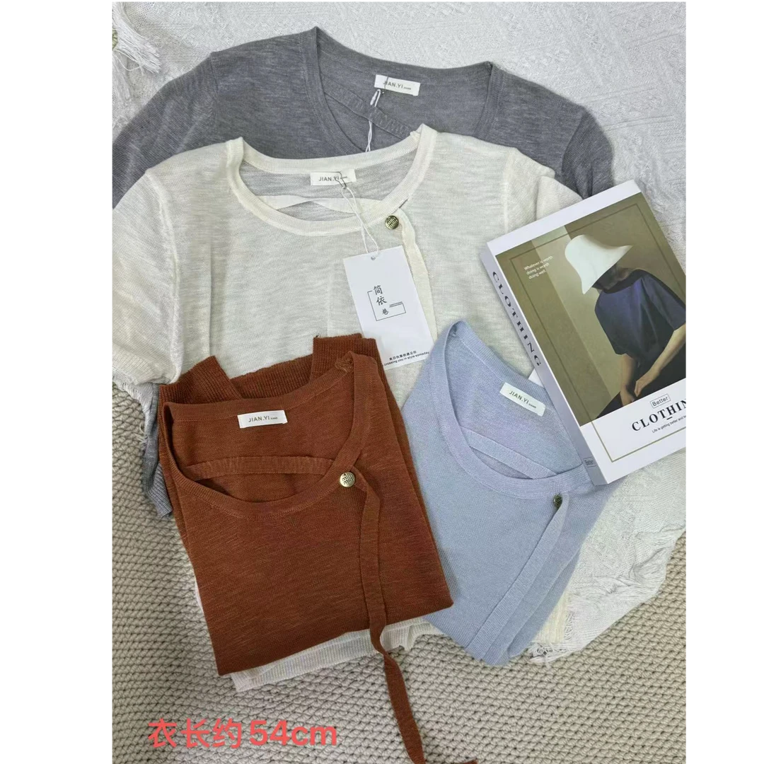 51082领口飘带圆标设计针织短袖