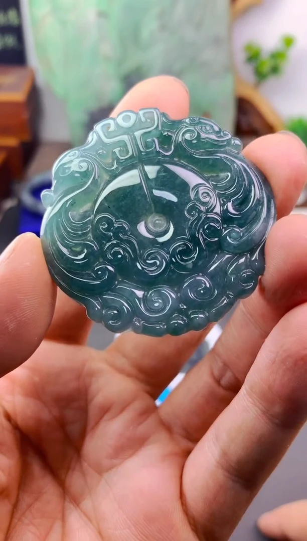 颈饰未镶嵌翡翠陆*宝三阳开泰