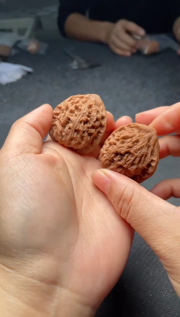 把件文玩核桃w121  水龙纹 38尺