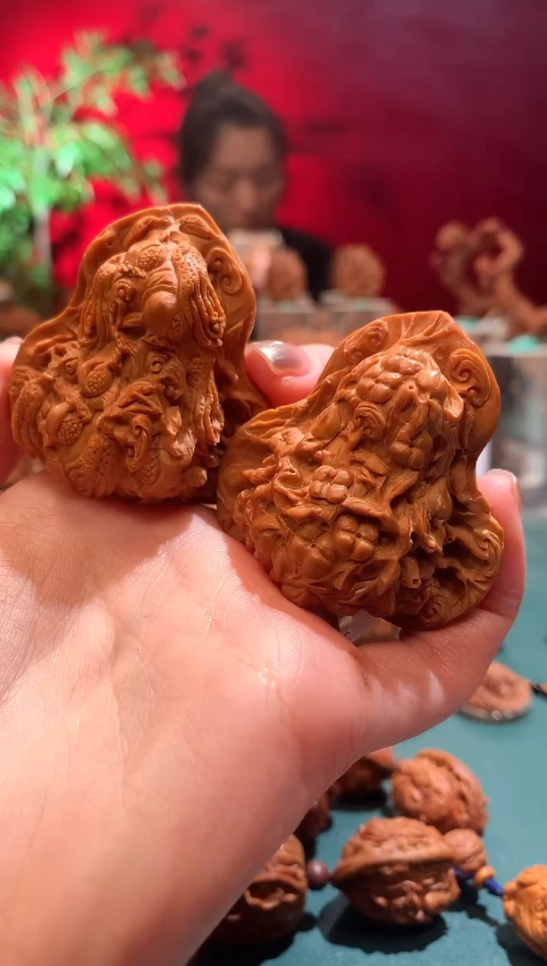 【闪购商品】文玩核桃把件147258369