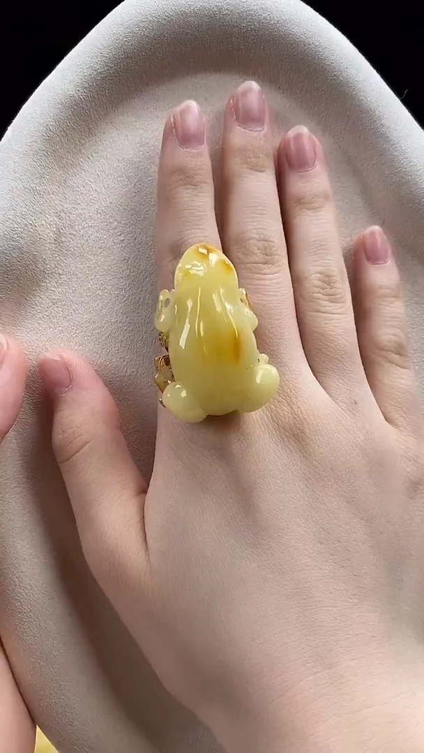 未镶嵌琥珀戒指戒指
