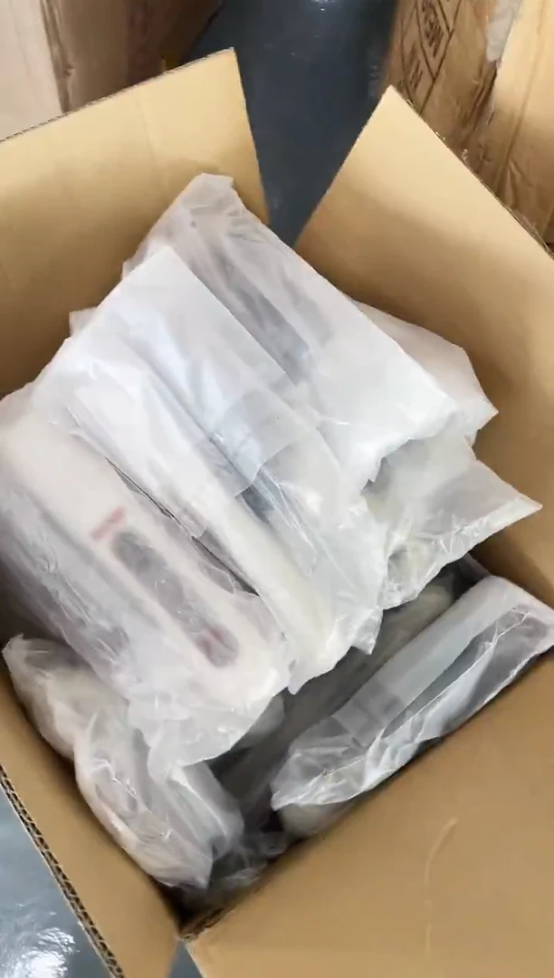 塑料【瑕疵】到手两个桌面小拖把