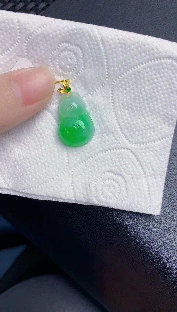 颈饰18K金镶嵌翡翠天然翡翠缅甸A货