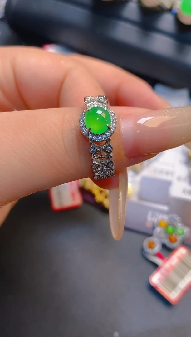 翡翠银S925镶嵌耳饰天然