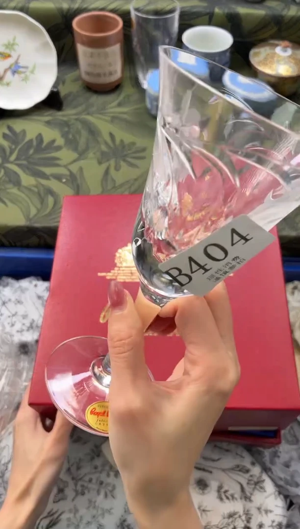 瓷片M****地       B404