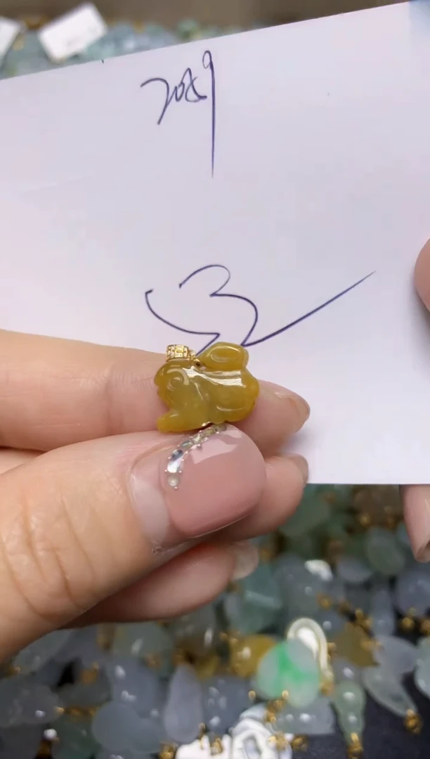 【闪购商品】翡翠挂件18K金镶嵌 天然翡翠A货