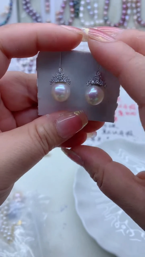 未镶嵌淡水珍珠耳饰淡水珍珠耳饰