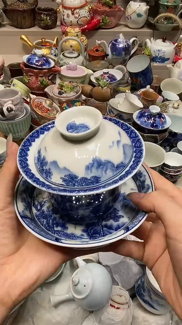 瓷片风**浪 系统自动截取直播间实时画面