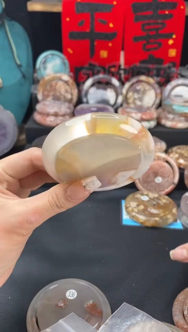 【闪购商品】石英质玉手镯（圆镯）未镶嵌57