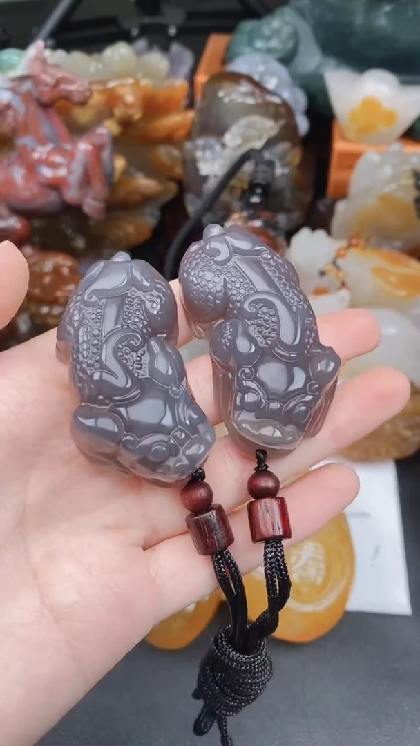 未镶嵌颈饰玛瑙/玉髓AA