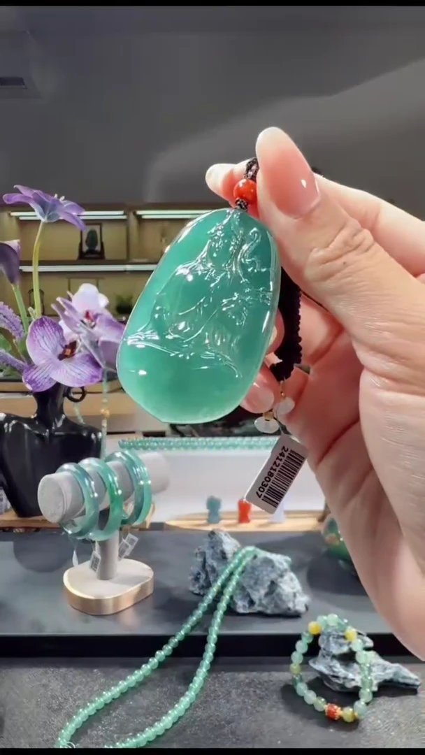 吊坠(不含链)未镶嵌翡翠普贤