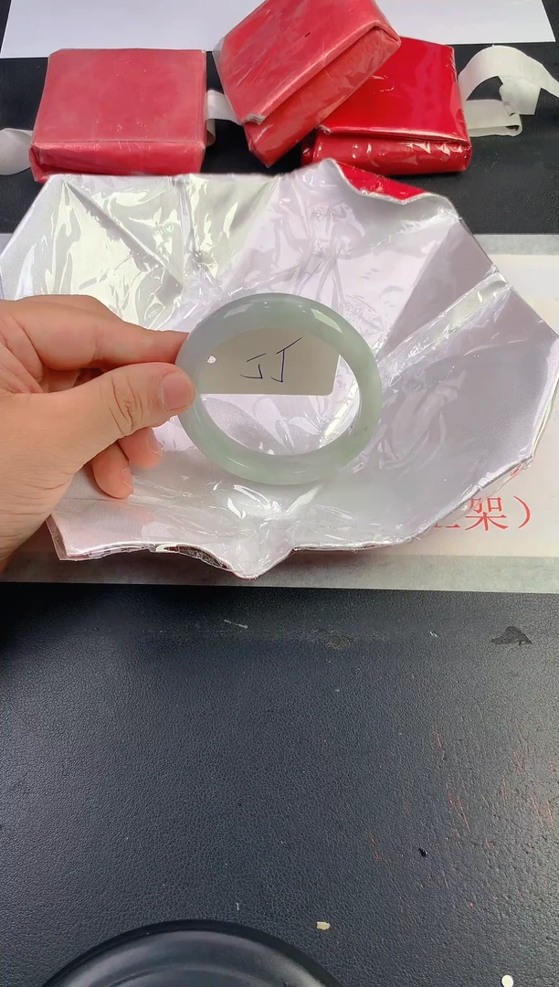 未镶嵌手镯翡翠203