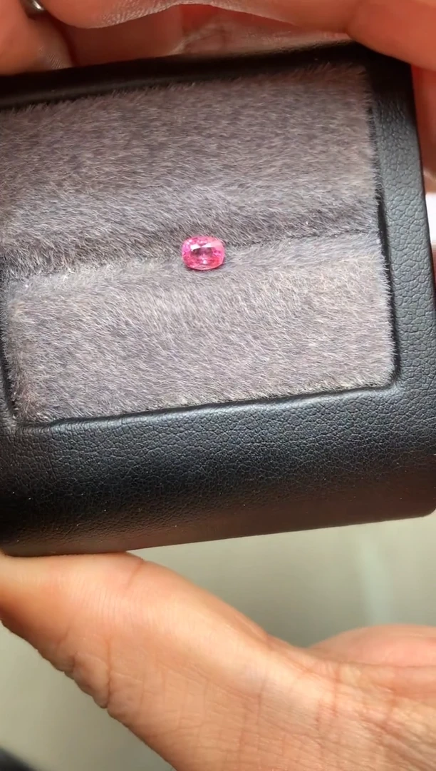 【闪购商品】定制尖晶石裸石未镶嵌枕型 粉色调尖晶石 0.42ct