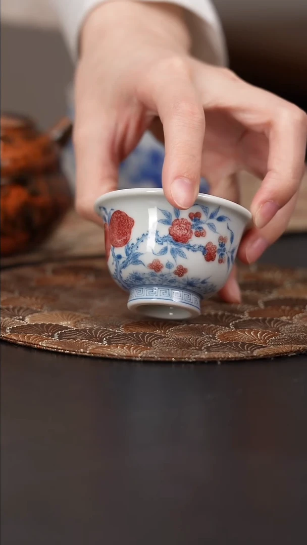 【闪购商品】杯屹朴堂釉里红桃