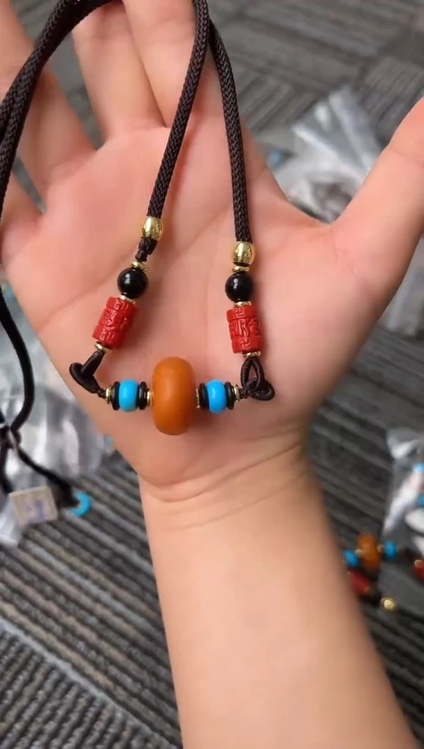 未镶嵌蜜蜡裸石蜜蜡项链多样性发一条