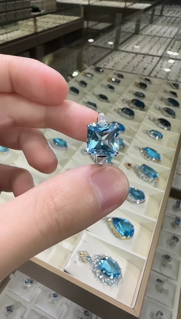 银S925镶嵌戒指托帕石11mm戒指简约款