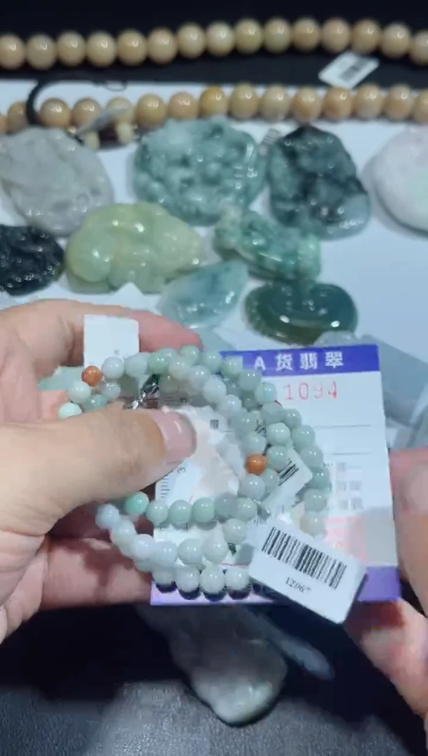 【闪购商品】翡翠颈饰未镶嵌00011094